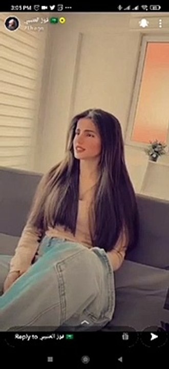 فوز العتيبي وزوجها يسخران من منتقديهم بمشهد تمثيلي