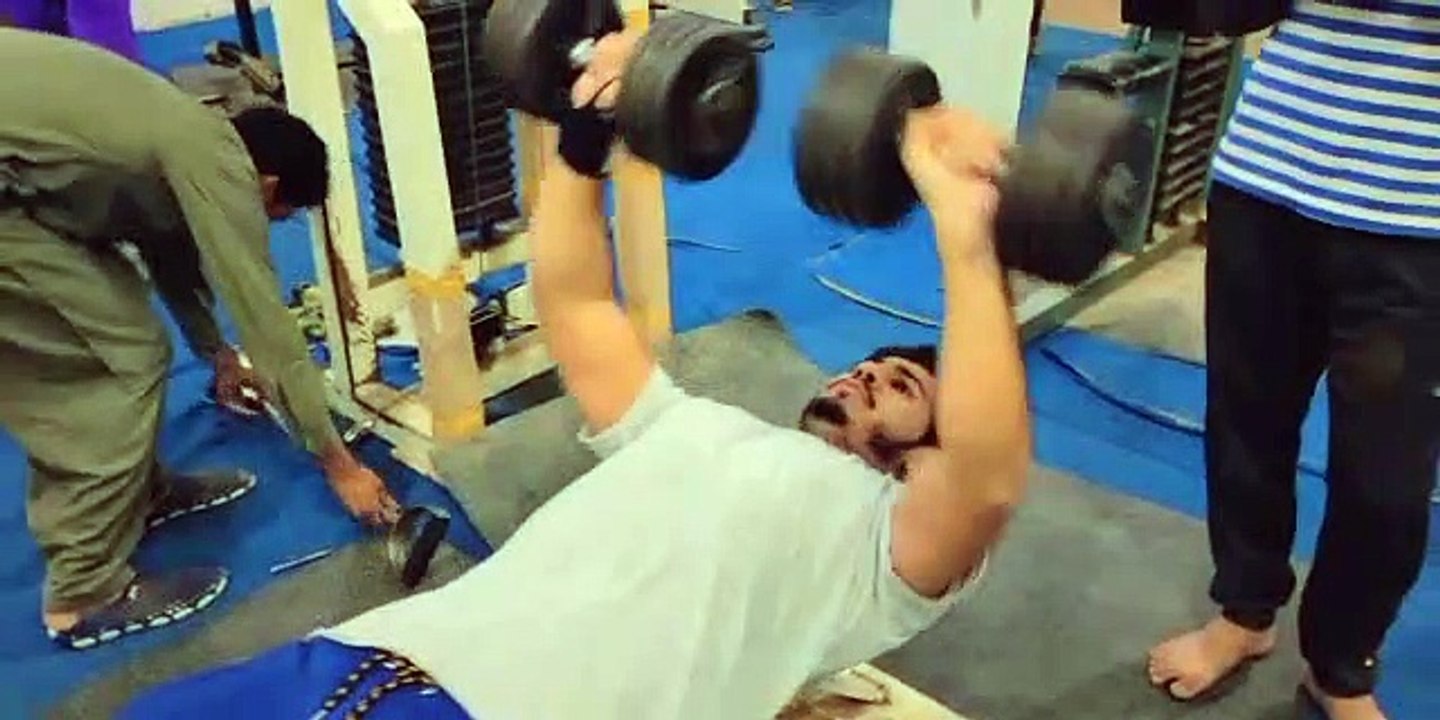 Dumbbell Bench Press Workout For Wider Chest 