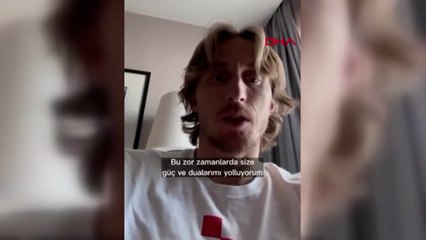Hırvat yıldız Modric, formasını depremzedeler için bağışladı