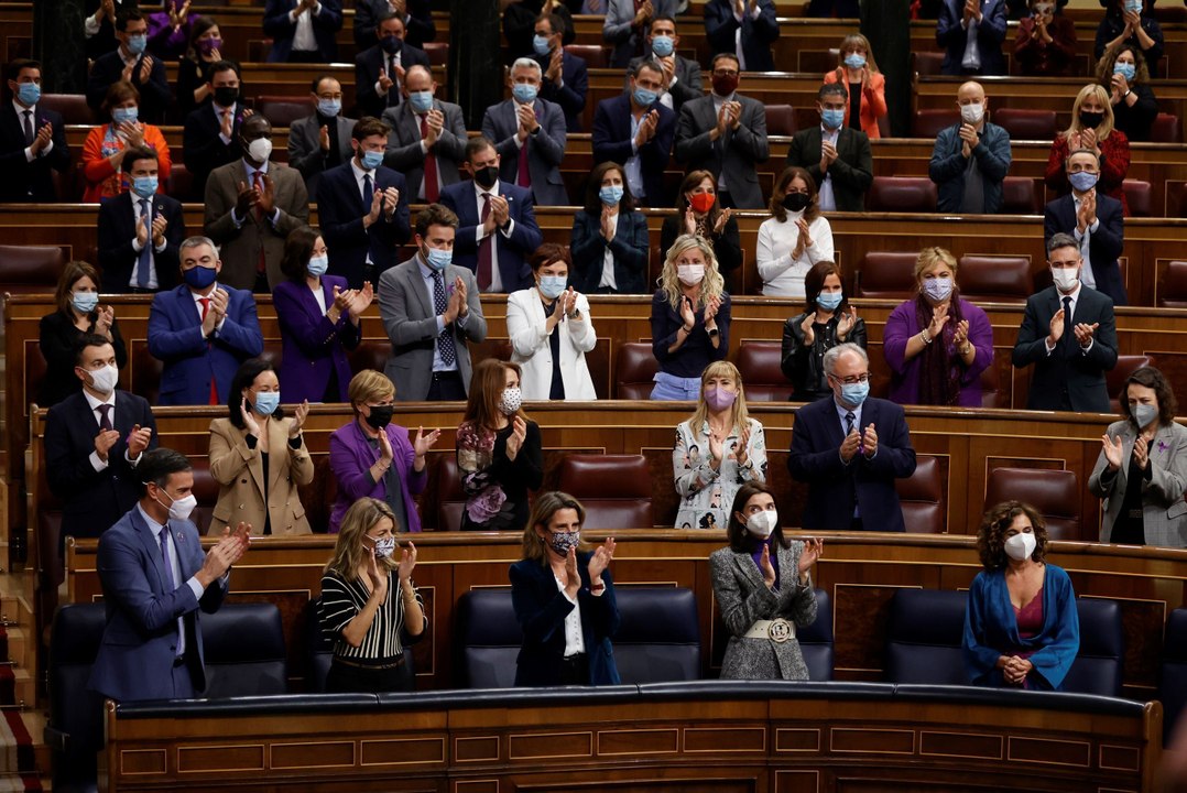 El PP sospecha de todos los diputados socialistas