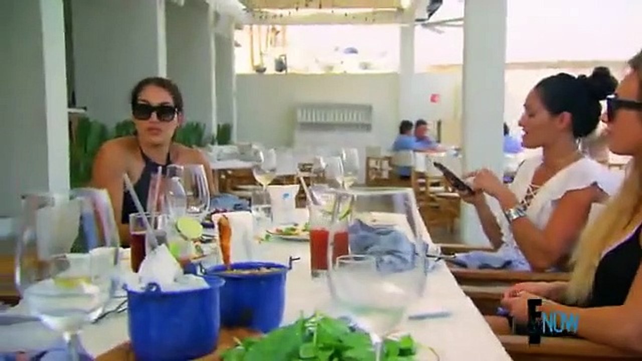 Total Divas - Se7 - Ep07 - Fake It 'Til You Make It HD Watch