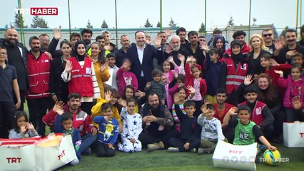 TRT Genel Müdürü Sobacı afet bölgesine gitti, depremzedelerle buluştu