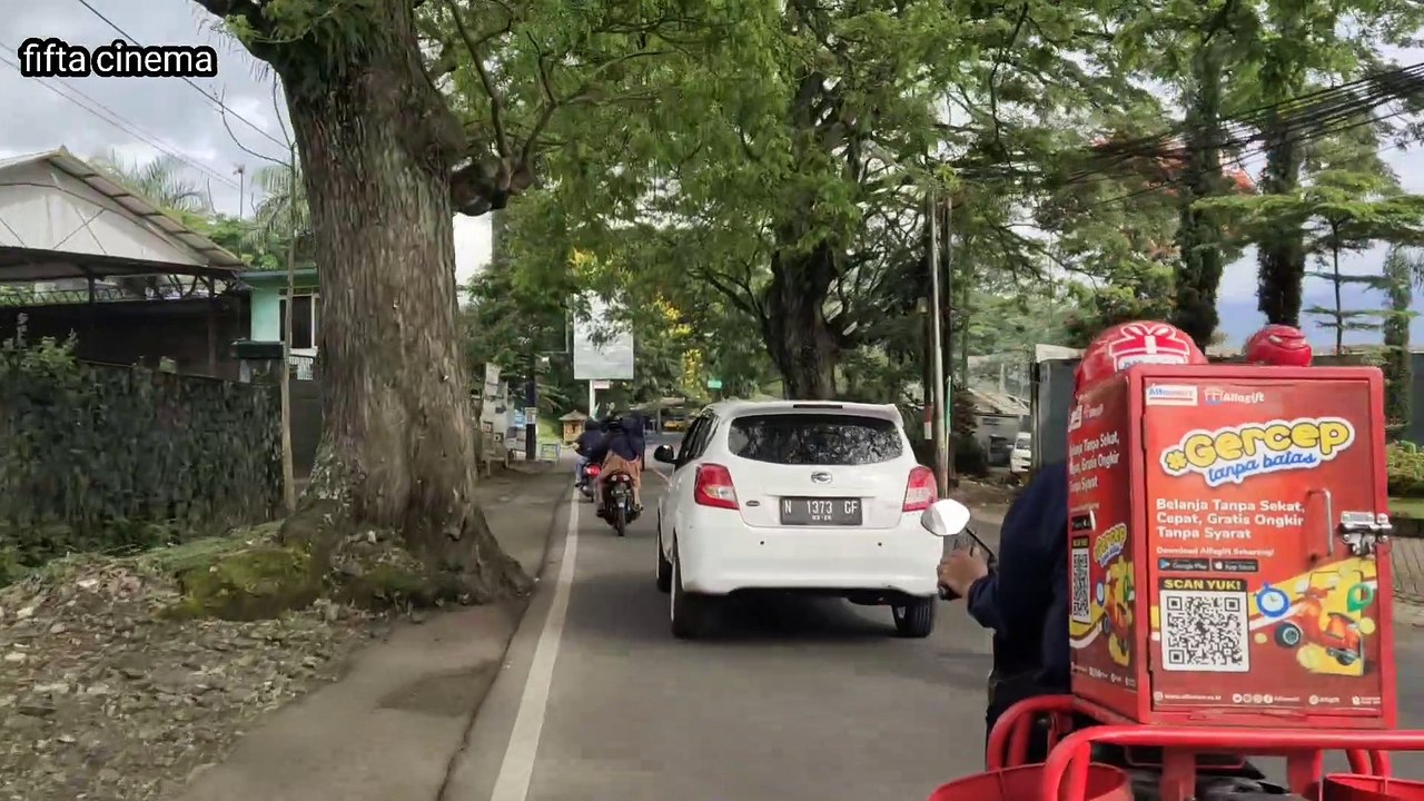 HOLIDAY AND TRAVELING POJON MALANG RAFTING