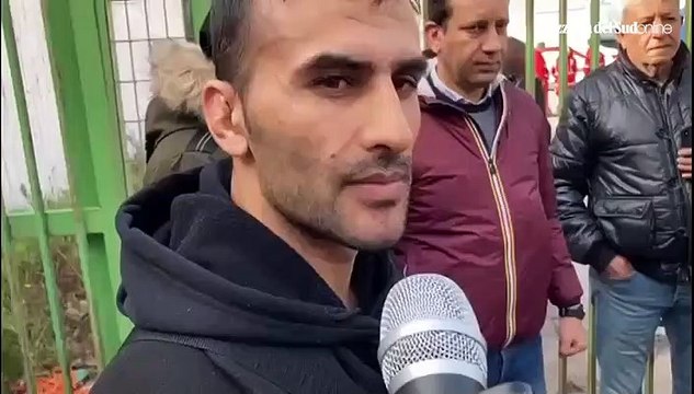 La disperazione dei migranti accorsi a Steccato di Cutro