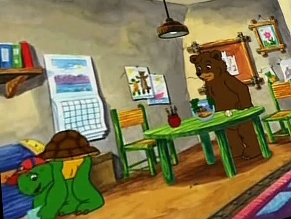 Franklin Franklin S02 E001 Franklin’s Visitor / Franklin’s Not-So-Broken Bone