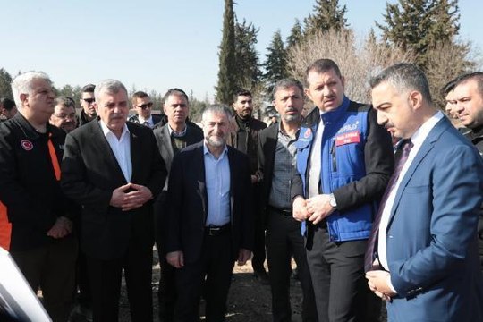 ŞANLIURFA'DA DEPREMZEDELER İÇİN 1084 KONTEYNER KURULUYOR