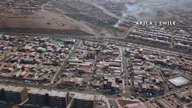 El drama de ser niño y vivir en un vertedero de desechos tóxicos