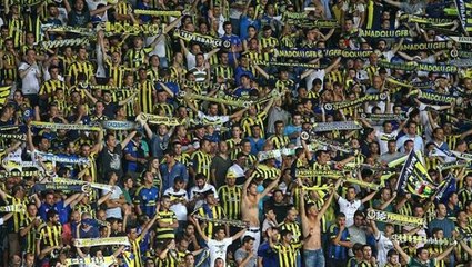 Dünya, Fenerbahçe taraftarına verilen yasağı konuşuyor! Hepsi nedenini aynı slogana bağladı