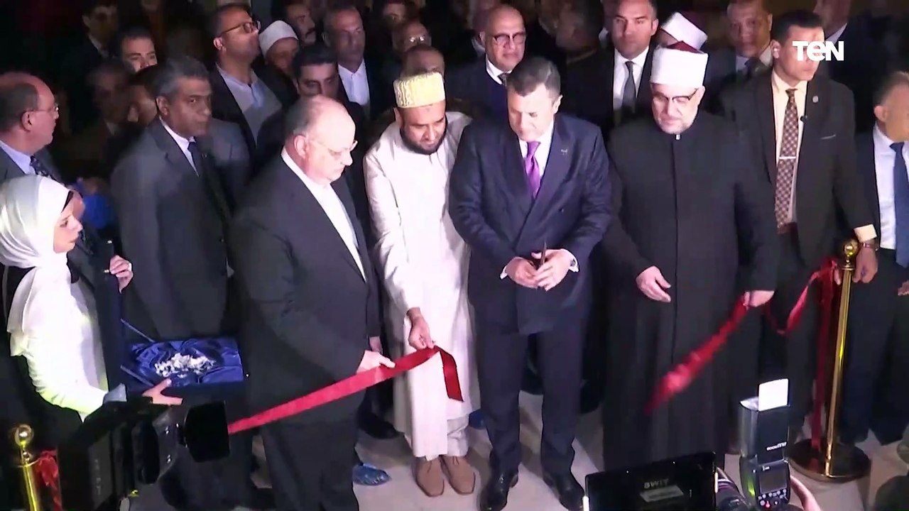 افتتاح مسجد الحاكم بأمر الله بشارع المعز بعد الانتهاء من ترميمه