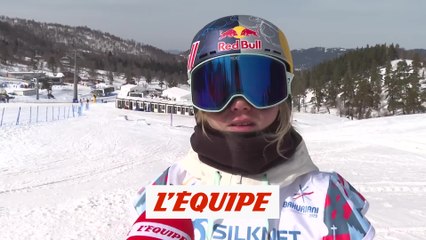 Download Video: Tess Ledeux est « secouée » après sa chute en slopestyle - Ski freestyle - Mondiaux (F)