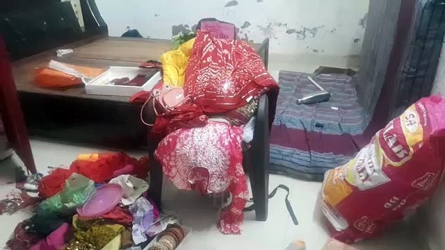 तीन घरों में चोरों का धावा, लाखों का सामान और नकदी ले गए
