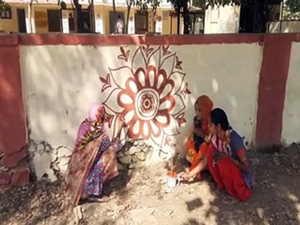 video: शहरी रोजगार गारंटी योजना के श्रमिक दिखा...