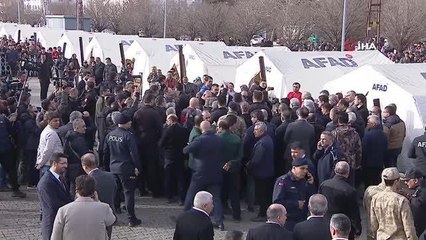 Cumhurbaşkanı Erdoğan: "Çadırlardan konteyner kentlere geçmeye başlayacağız"