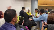 La aerolínea colombiana de bajo costo Viva Air suspendió sus operaciones este lunes por problemas financieros