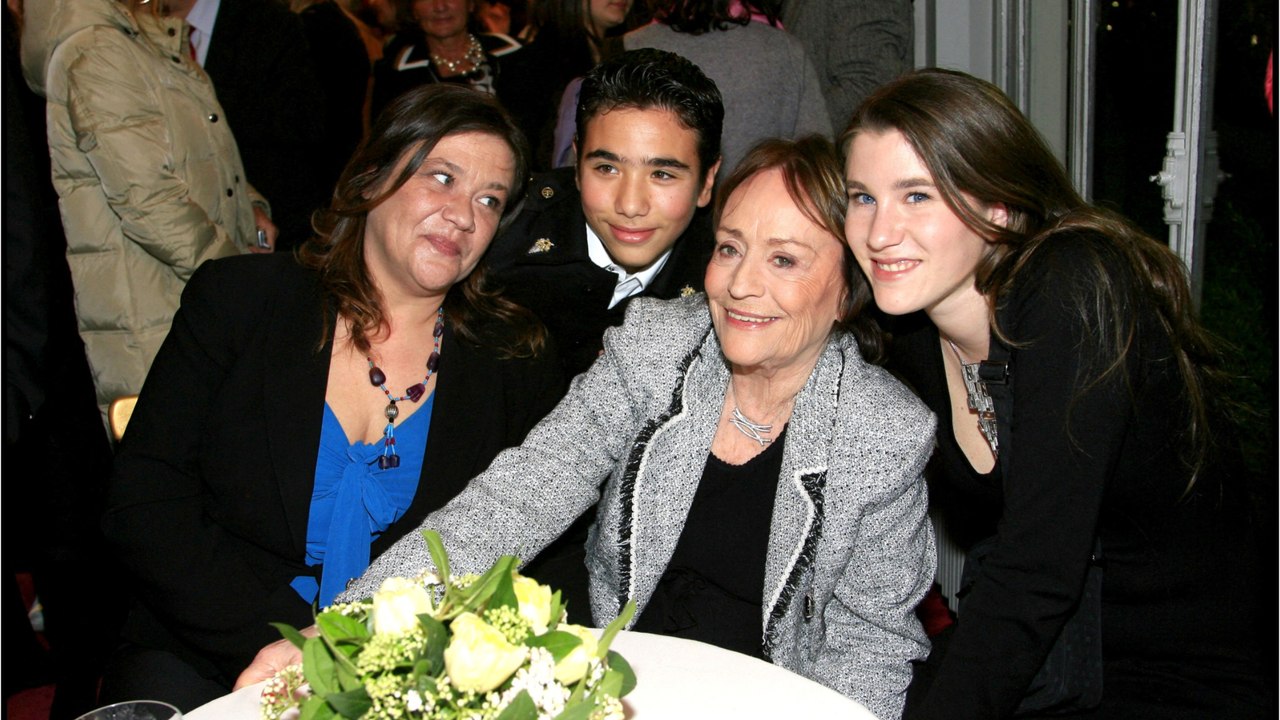 GALA VIDÉO – Annie Girardot morte d'Alzheimer, sa fille raconte ses derniers instants : “Elle n'en pouvait plus” (1)