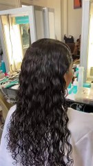 FASHION WEEK Cheveux : le wet-look revisité s'immisce sur le podium d'Alice Vaillant, et on sait le reproduire !