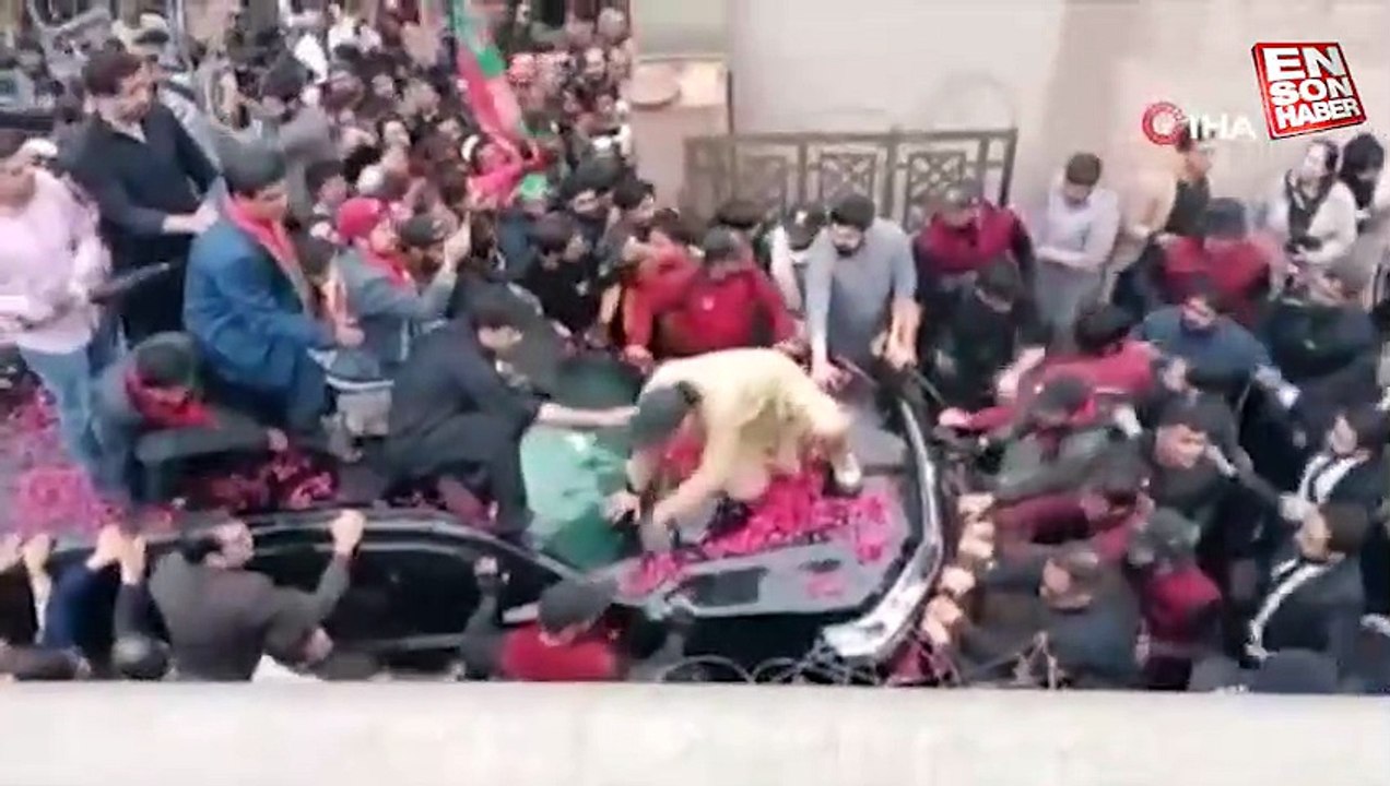 Pakistan’ın eski Başbakanı Imran Khan için tutuklama emri