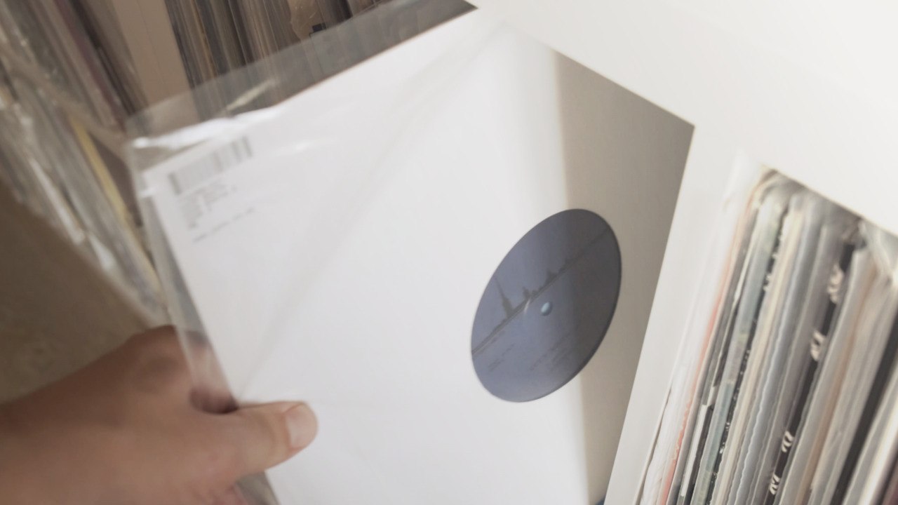 How to Store and Display Vinyl Records Safely