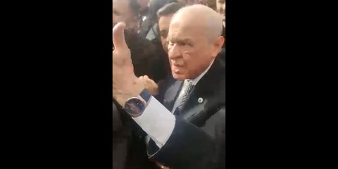 MHP lideri Bahçeli Elbistanlılarla tartıştı: 'Sessizlik olacak'