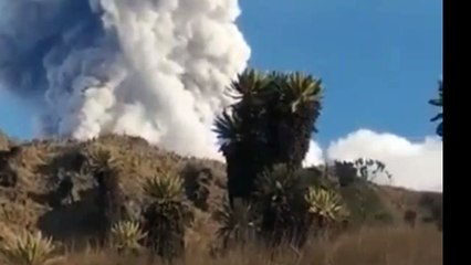 Download Video: Eruptiva del Volcán Nevado del Ruiz - Eruption of the Nevado del Ruiz Volcano