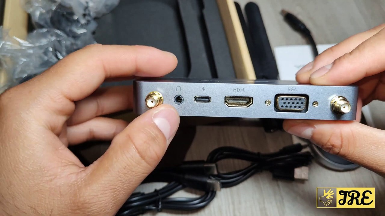 Yehua QSR1 Wireless HDMI Transmitters and Receiver Kit (Unboxing)