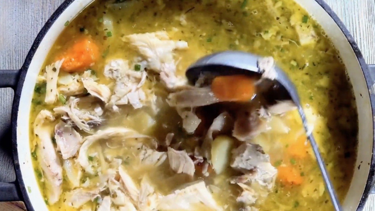 5 of the Best Foods to Eat When You Have a Cold And 3 to Avoid