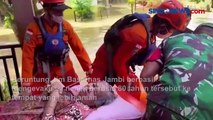 Seorang Nenek Terjebak Banjir Berhasil Diselamatkan Tim Basarnas Jambi