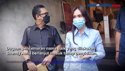 Download Video: Shandy Aulia Serahkan Bukti-Bukti ke Polisi atas Laporan Laura Aprillya