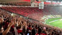 De arrepiar! Torcida do Flamengo faz linda festa no Maracanã na final da Recopa Sul-Americana