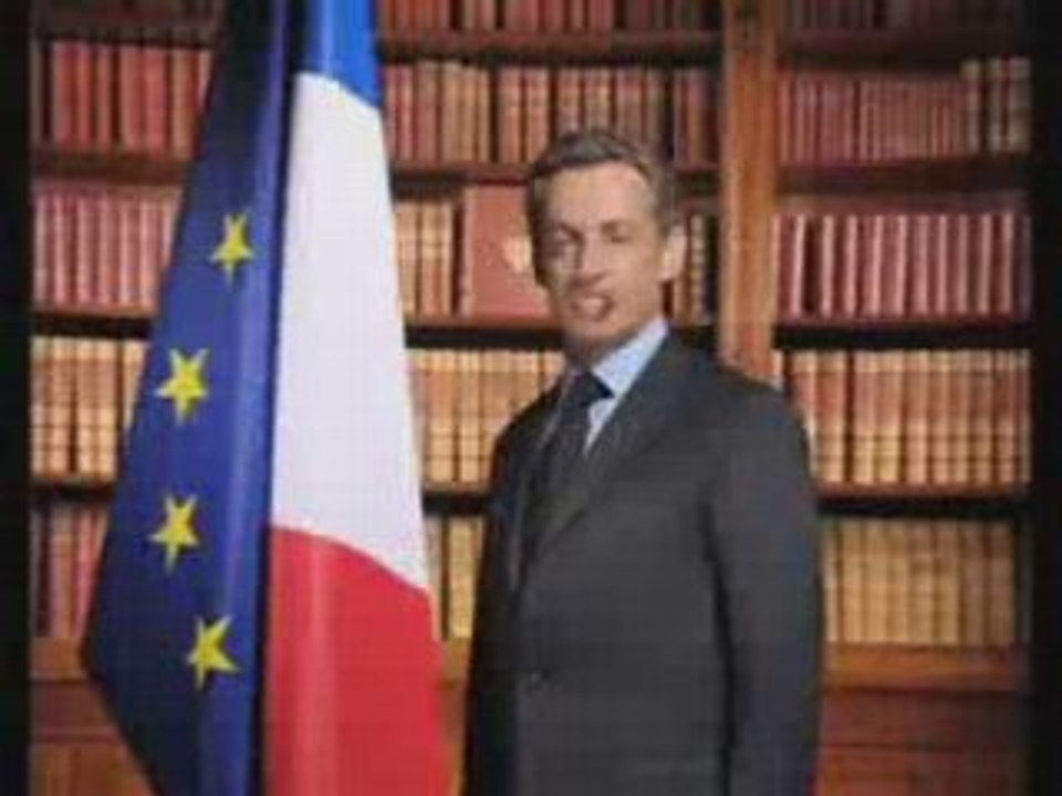 Casse toi pauvre con clip RAP
