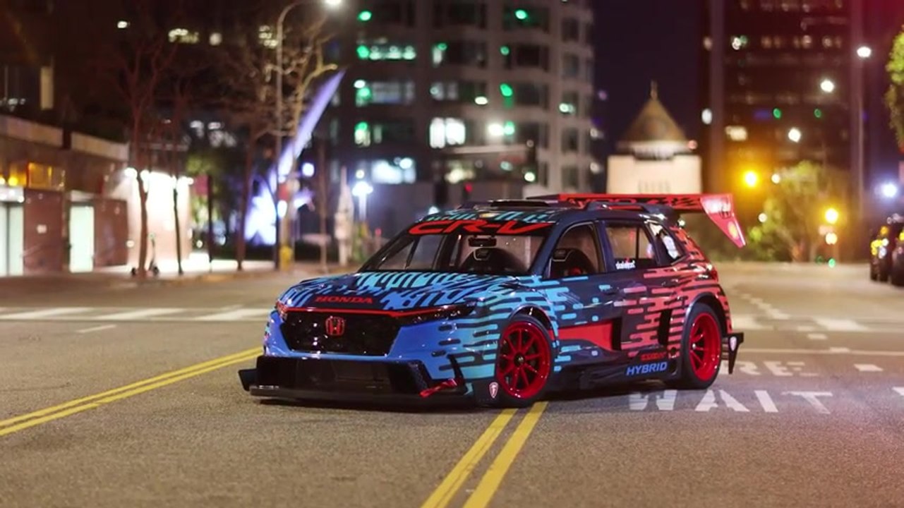 Honda Performance Development Unveils CR-V Hybrid Racer - “An INDYCAR Wolf in CR-V Clothing”