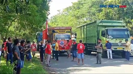 Ratusan Sopir Truk Blokir Jalan dan Sweeping Kendaraan di Pelabuhan Gilimanuk