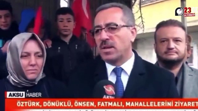 Ezan okununca röportaja ara veren AKP'li başkanın yıllar önceki görüntüsü ortaya çıktı: Ezan okunurken açıklamasına devam etmiş
