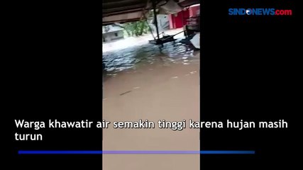 Air Makin Tinggi, Emak-emak Minta Tolong Dievakuasi dari Banjir Pandeglang