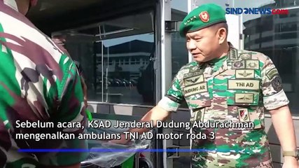 Video herunterladen: Pimpin Rapim 2022, KSAD Dudung Pamerkan Ambulans Motor Roda 3 TNI AD