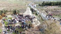 Foça'da 2 Bin 500 Yıllık Pers Mezar Anıtı'nın Bulunduğu Alana Kurulmak İstenen Taş Ocağı Projesi İptal Edildi