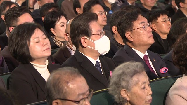 尹, 이재명 민주당 대표와 짧은 재회...5개월 만의 대면 / YTN