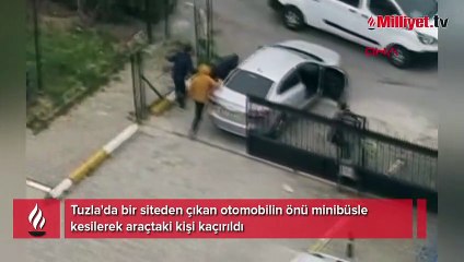 İstanbul'da bir siteden çıkan otomobilin önü kesildi, sürücü kaçırıldı