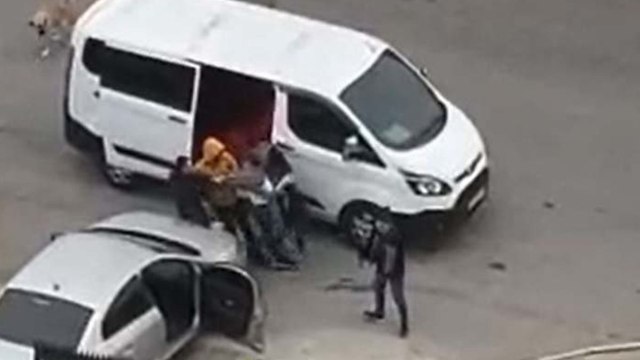 İstanbul’da akılalmaz olay Yolunu kesip sürücüyü kaçırdılar