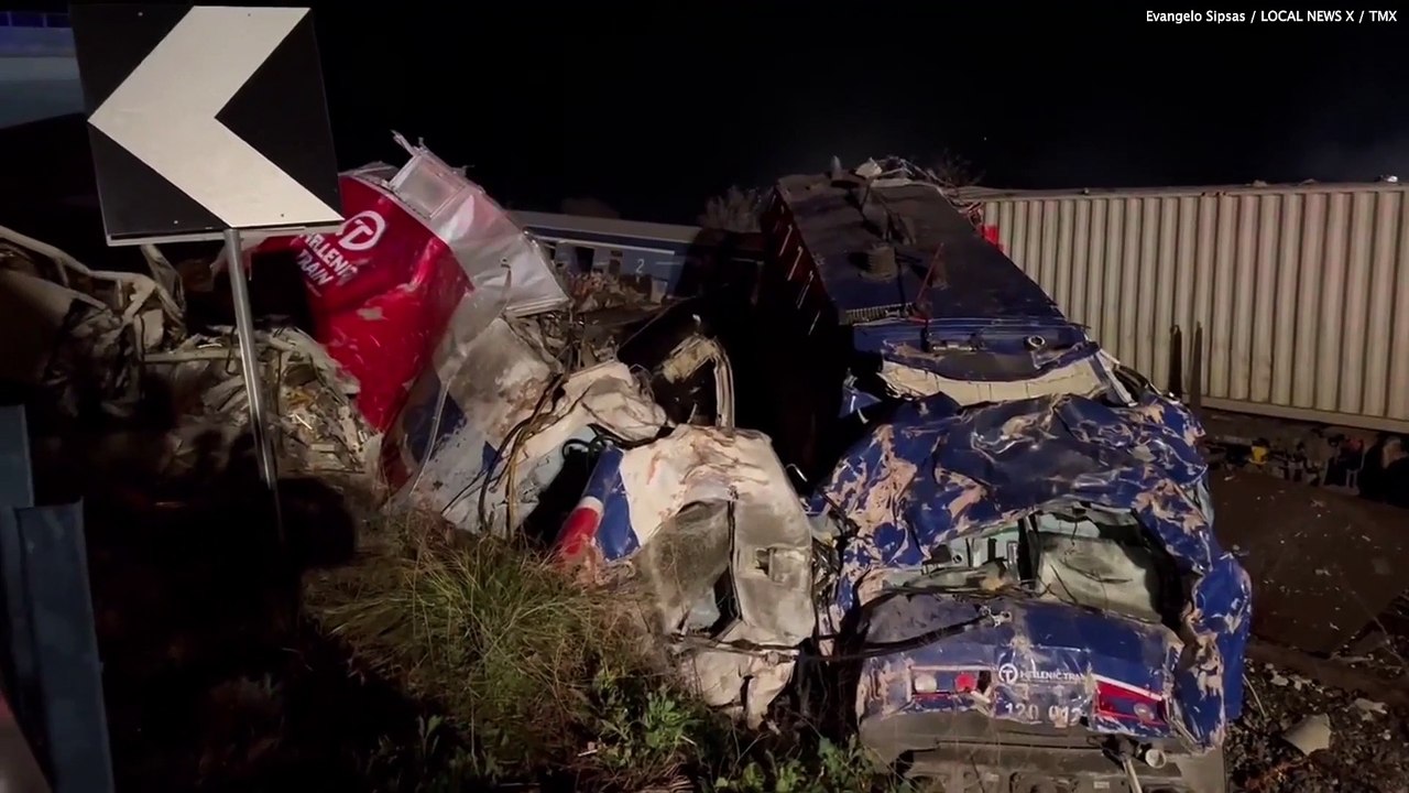 Aftermath footage of deadly collision between two trains in central Greece