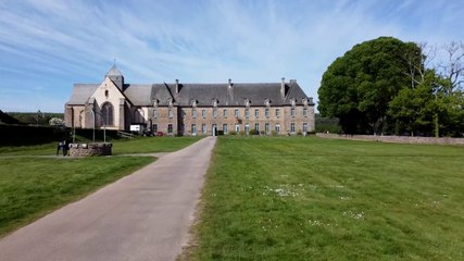 2022 Paimpont, une cité au coeur de la forêt de Brocéliande * Trigone Production