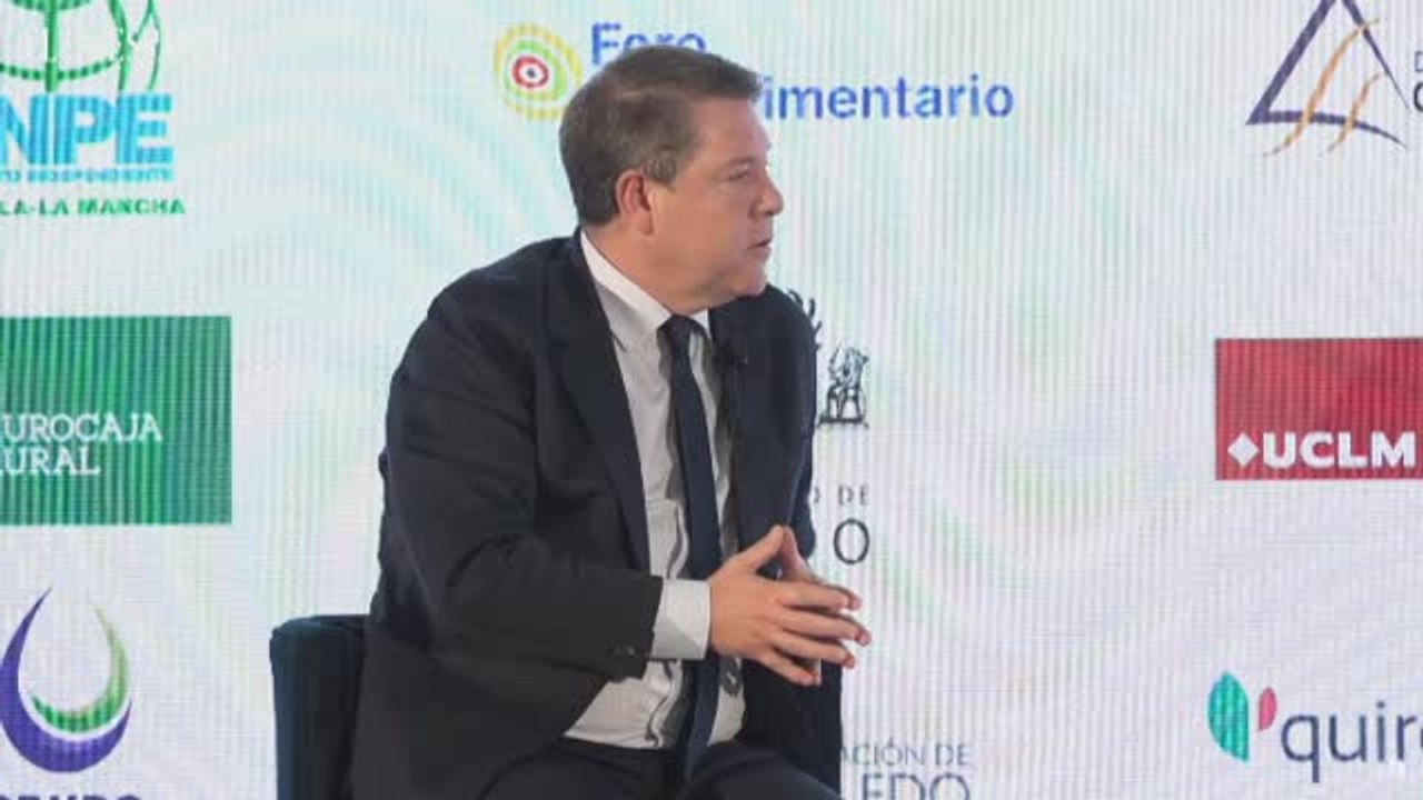 García Page cree que Tamames avergüenza a los militantes históricos comunistas