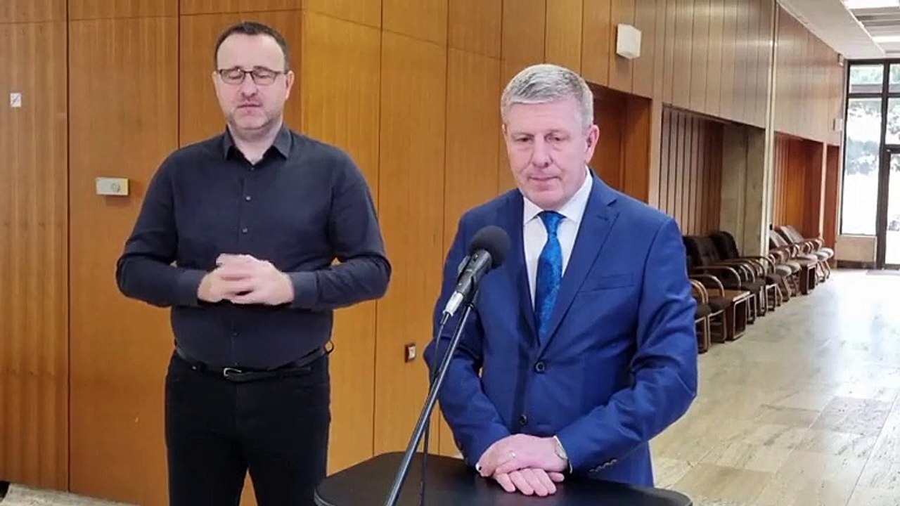 ZÁZNAM: V. Lengvarský je pripravený podať žiadosť o ukončenie poverenia viesť MZ