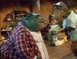 Dinosaurs Dinosaurs S03 E013 Green Card