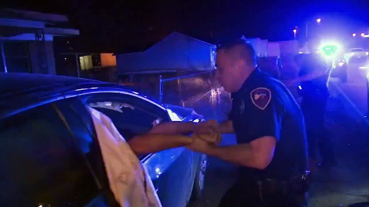 Cops - Se30 - Ep32 Kiss and Make Up HD Watch