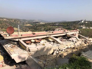 "Aleks" adlı köpek depremden 23 gün sonra Hatay'da enkazdan çıkarıldı