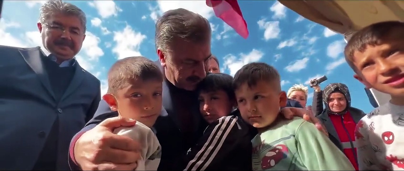 Fahrettin Koca, tepki çeken video için özür diledi: Yayından kaldırdım