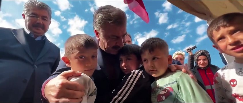 Fahrettin Koca, tepki çeken video için özür diledi: Yayından kaldırdım
