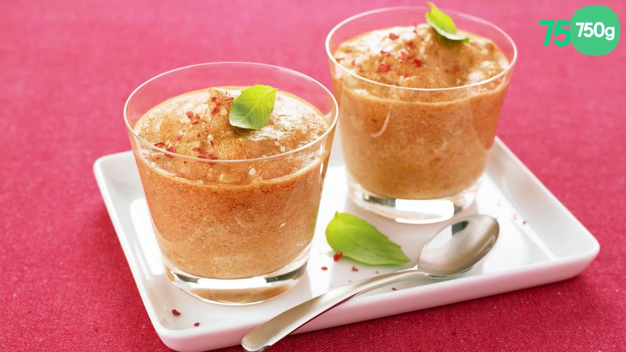 Mousse de tomates, mozzarella et basilic