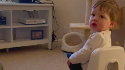 Little boy who loves watching Moana falls off chair *You're Welcome!*